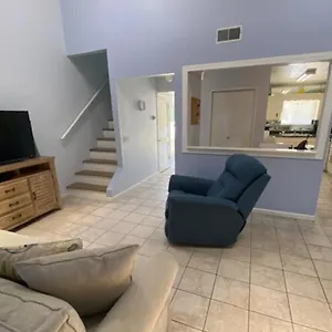 https://the-shore-house.panamacity-beachhotels.com