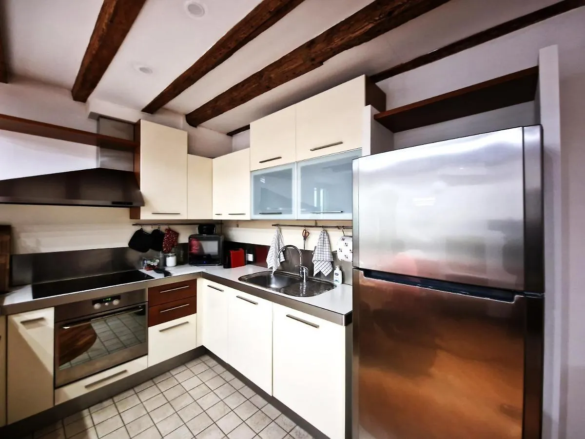 Magnifico Appartamento Ristrutturato Milan Apartment